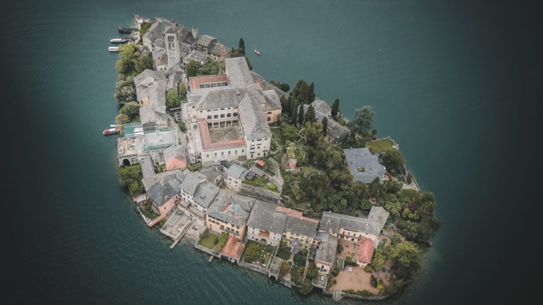 Isola San Giulio lago di Orta DJI DRONE